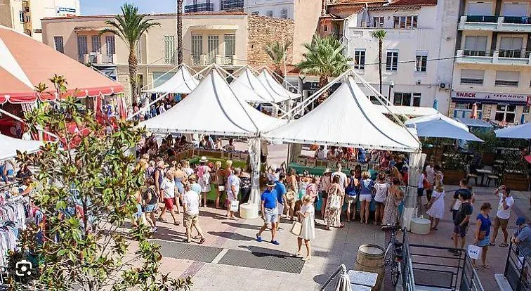Appart 3 pieces Centre-ville St-Raphael - près zone piétonne - 500m des plages Saint-Raphaël 0*,